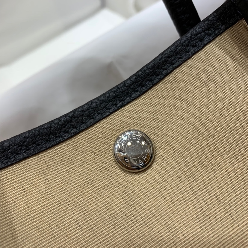 에르메스 가든파티30 트렌치 캔버스 블랙 네곤다